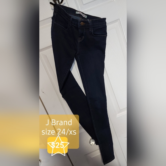 24/00 Brand Name Jeans - Picture 5 of 7